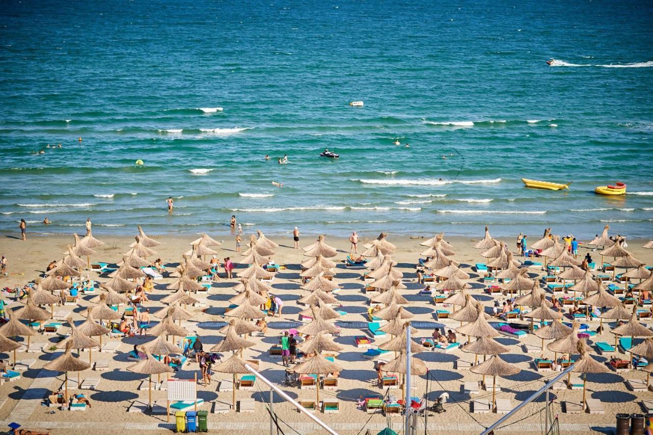 Blu Sea View Apartment - Spa Pools Beach Resort Mamaia Eksteriør billede
